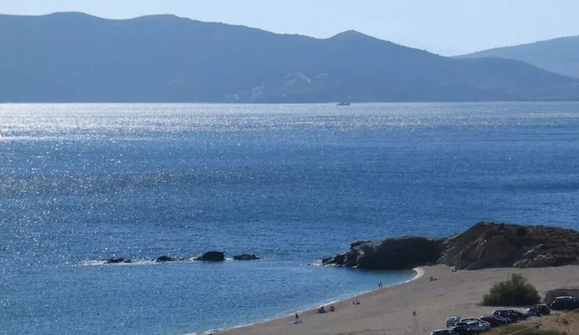 Διαμέρισμα στον κήπο κοντά σε υπέροχη παραλία