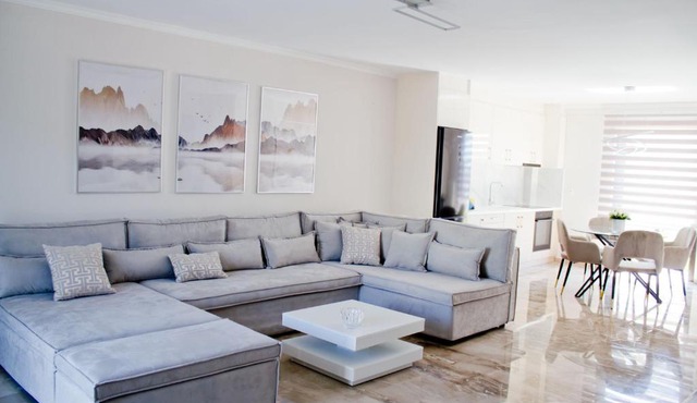 Εrmis Mini Suite #2