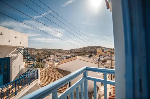 Κυκλαδίτικη Μεζονέτα in Kithnos