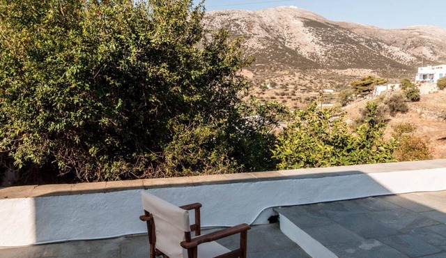 Παραδοσιακό Κυκλαδίτικο σπίτι, πλήρως ανακαινισμένο.