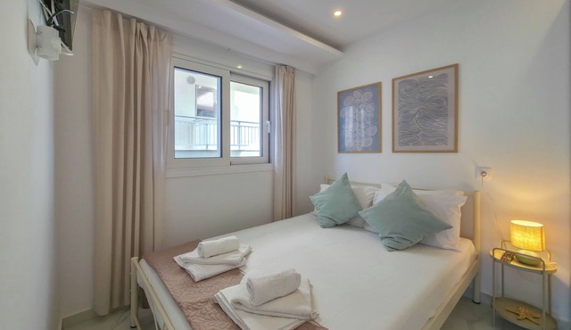 12 - IFI Suite by SDR in Paralia