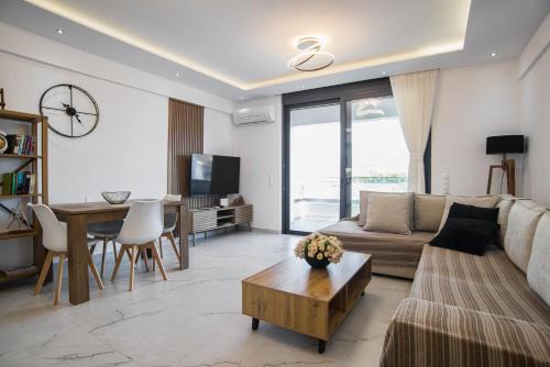 360 Blue Horizon Elegant Luxury Escape