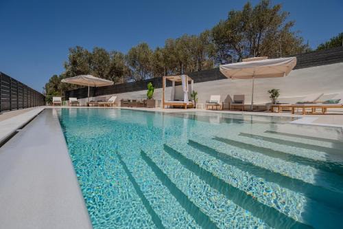 3As Luxury Villa with Heated Pool, Sauna and Gym in Rethymno