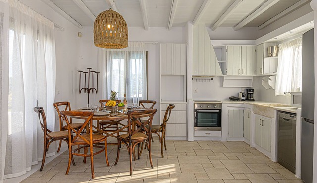 9 Muses Villa Terpsichore, 4 BR with private pool!