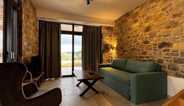 Aélia Stone House Thétis