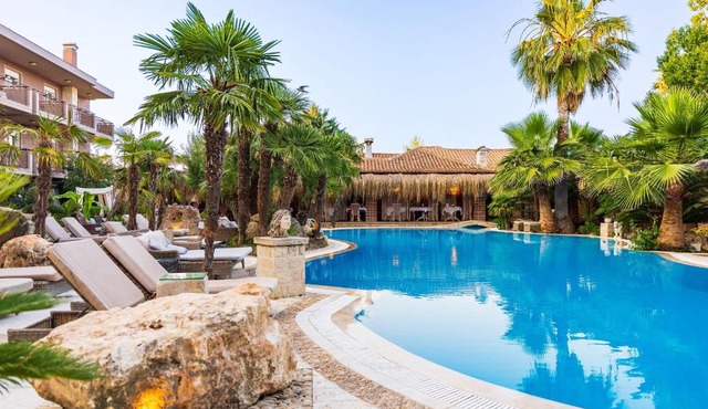 Achtis Hotel in Kassandra