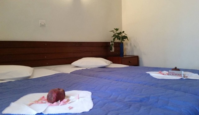 Acropolis Hotel in Corinth