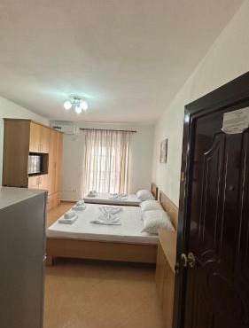 Adi Studio in Vlorë