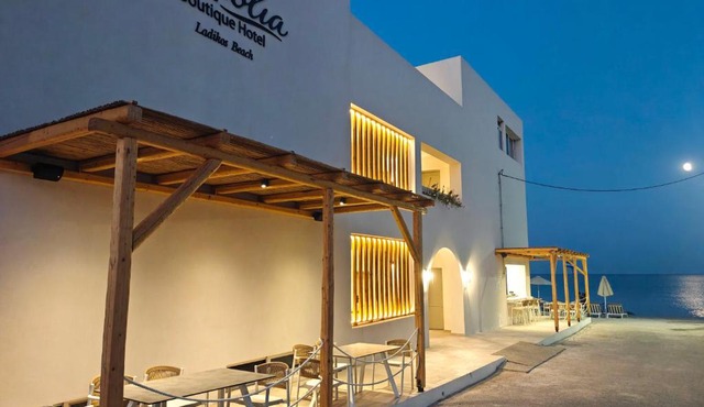 Aeolia Seaside Hotel