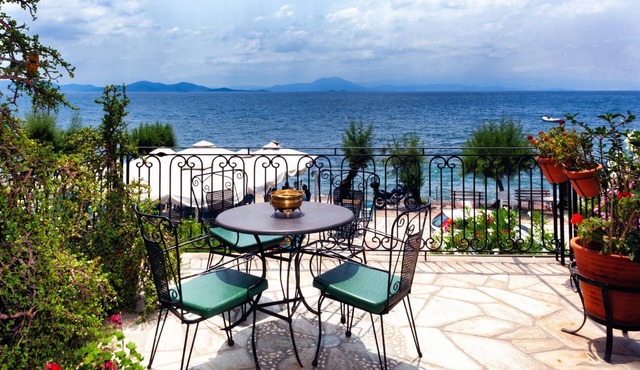 Afissos Seaside Cottage