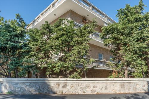 Afroessa Apartments