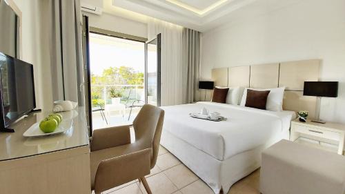 Akrogiali Exclusive Hotel (Adults Only) in Polychrono