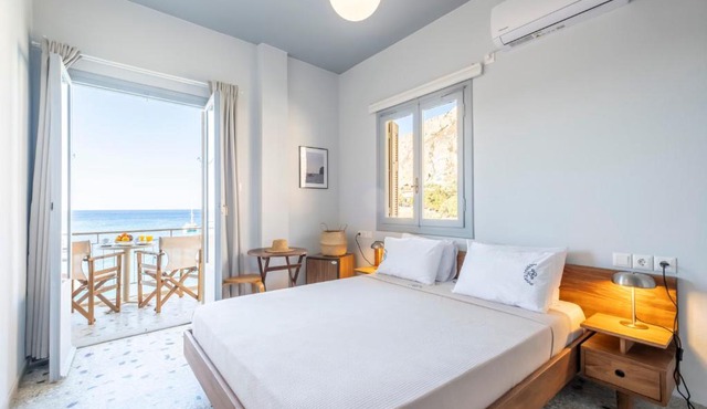 Akroyiali - Guesthouse