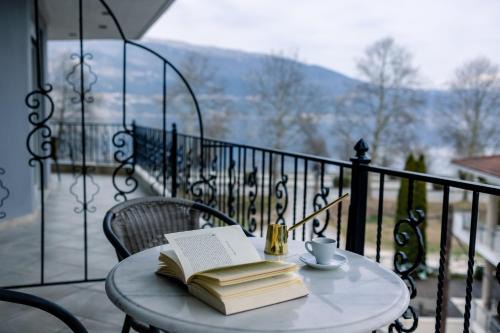 Akti Lake Living in Ioannina