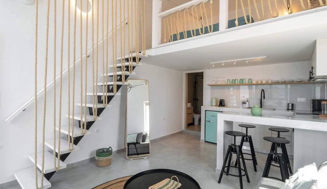 Akti Waterfront Modern Lofts: Pelagos