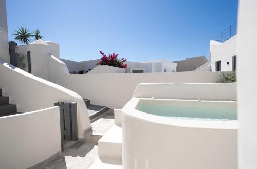 Alaya Suites in Pyrgos