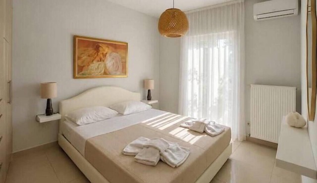 ALIA Sea & Sunset View Apartment in Kalamaki in Galatas