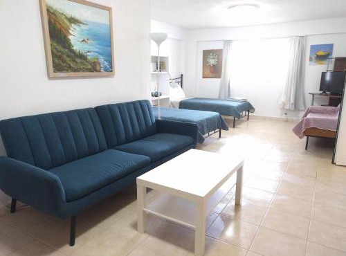Almond Apartments Ground Floor Apt in Ofrínion