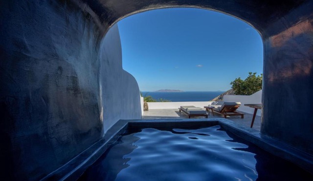Amorous Villa-By Senses Collection in Pyrgos