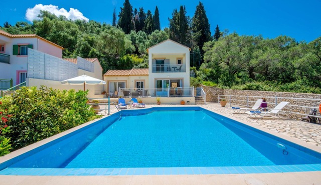 Amphitrite in Paxi with 2 bedrooms and 2 bathrooms in Paxi