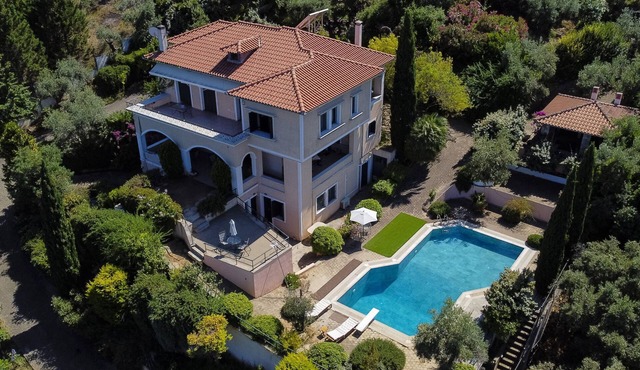 Ananda Spa Villa in Nies