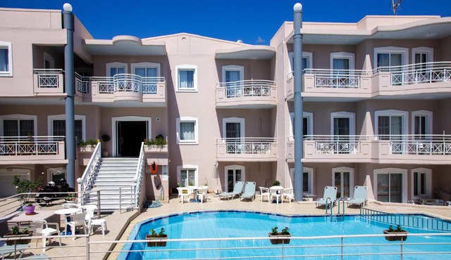 Anna Maria Hotel in Plataniás