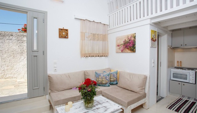 Anna's apartment at Marmara of Paros