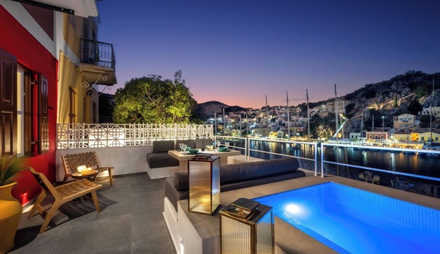 Annikas Ground floor - Port View Apartment with sea view