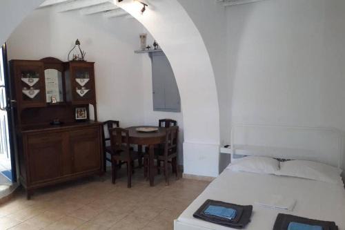 Antigonis traditional house in lefkes village in Lefkes
