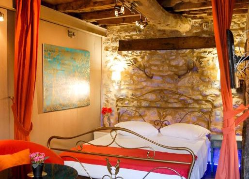 Antique Luxury Groundfloor Suite