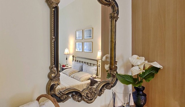 Antouanetta Apartments in Syros