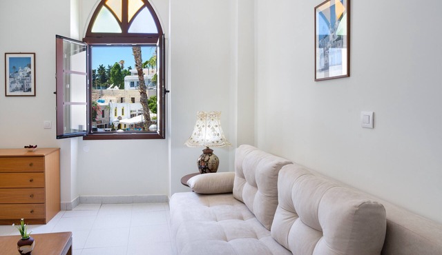 Apartment 'Port House' with Sea View, Wi-Fi and Air Conditioning