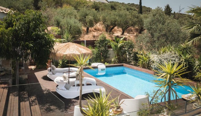 Ark Luxury & Private Villa in Mouzákion