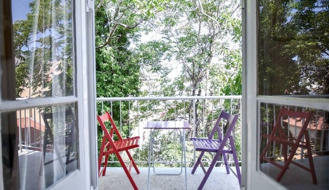 Artistic 3-bedroom apartment with AC-Wifi in lovely Patra, family & pet friendly