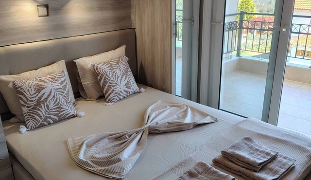 Athanasiou Apartment with Sea & Mountain Views