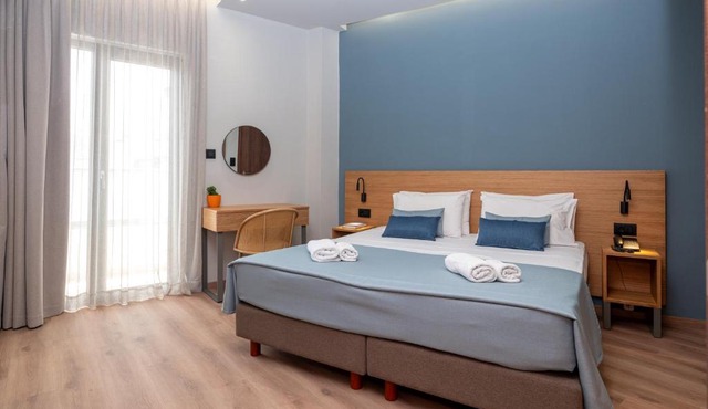 Athinaikon Hotel in Heraklio