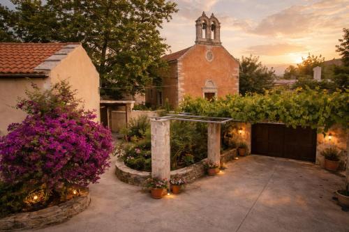 Authentic Stone House - Quiet Village - Chania , Kalisto Residence in Litsárdha