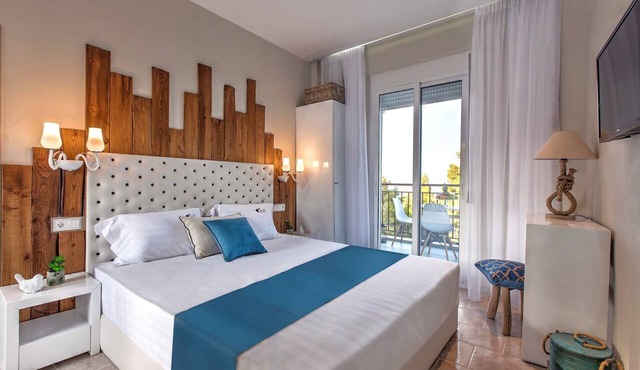 Avatel Eco Lodge in Kassandra