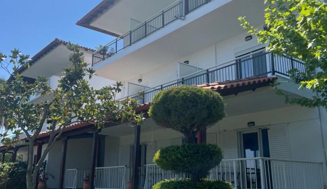 Barbara House in Kriopigi