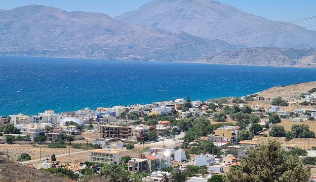 Bella Mare Luxury Apartments in Faistos