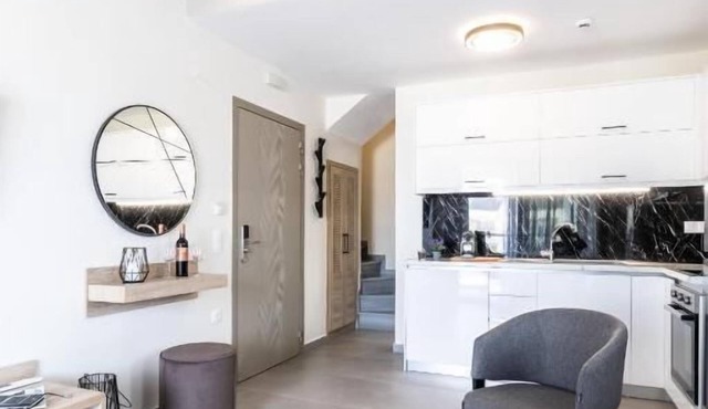 Bianco Mare Studios-Apartments in Kalyves Polygyrou