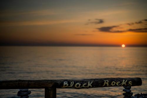 Black Rocks Family Beach Resort in Agios Gordios