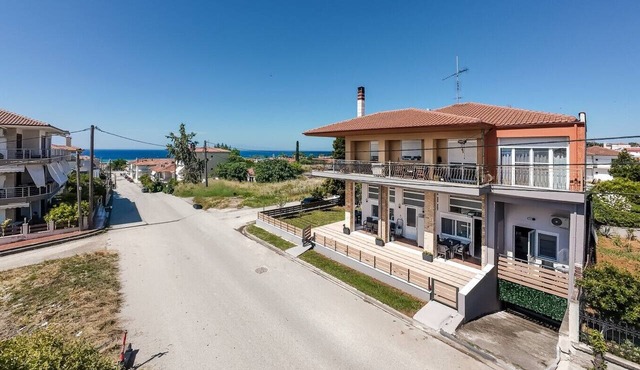BnB Living Studio by Rentals Pro - Nea Flogita Halkidiki