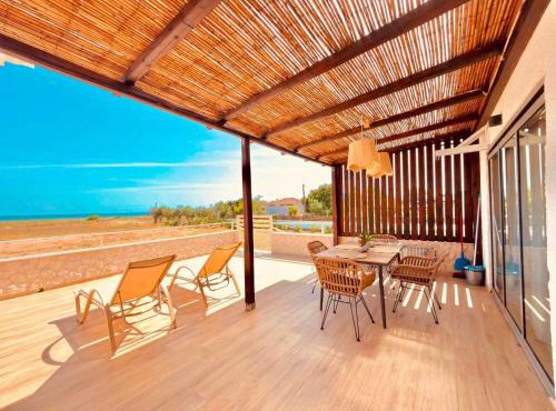 Boho Natural Beachfront Detached House