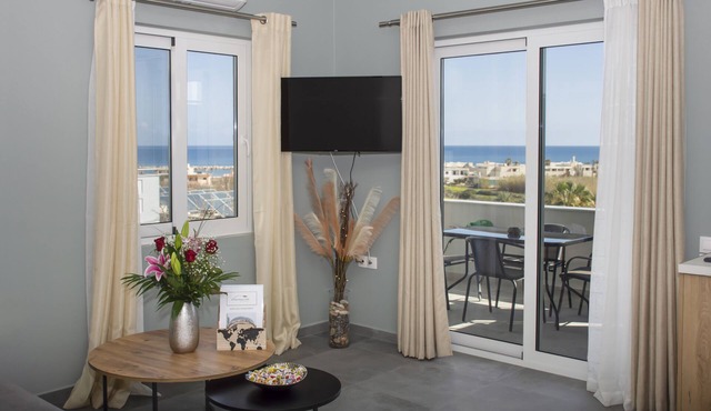 Brand new sea view Apartment close to the beach - Kolymvari Hills: Chicago in Kolymvari