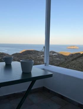 Camaraki House Serifos