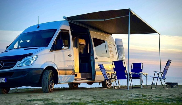Campervan Tirana Leoventure in Tirana