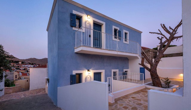 Casa Natalia 1, Modern Coastal Style Holiday Apartment in Halki