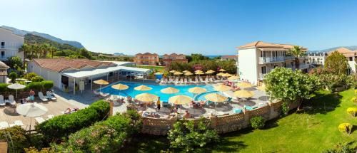 Cavo D'oro Resort in Kalamaki