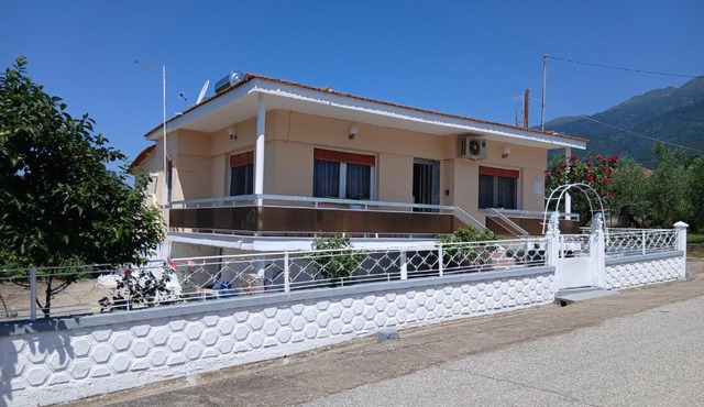 Chrysafenia's House in Sintiki
